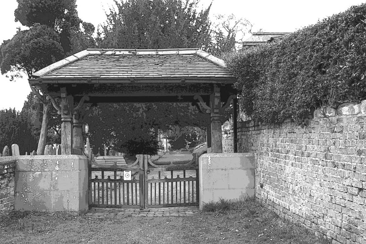 Pic 02 Lych Gate.jpg